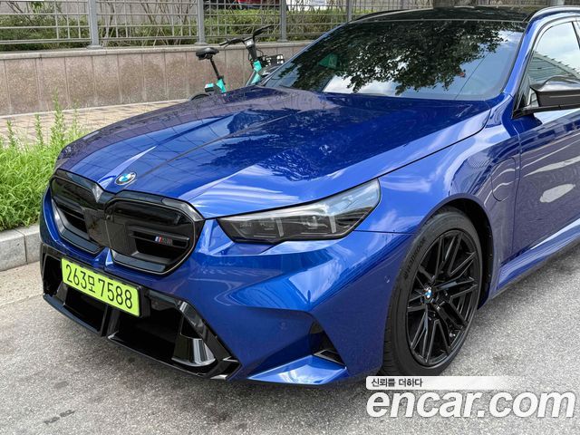 BMW M5 2026 — photo 3