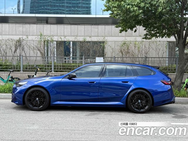 BMW M5 2026 — photo 4