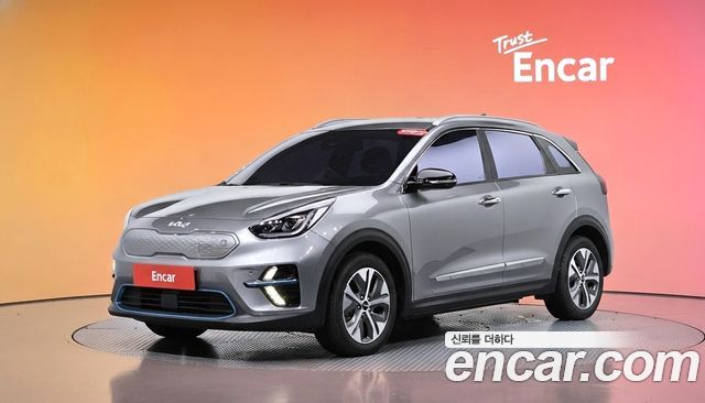 Kia Niro 2022 — photo 1