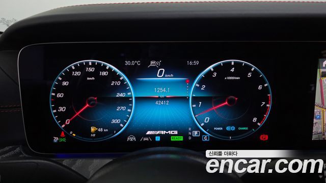 Mercedes-Benz AMG GT 2023 — photo 11