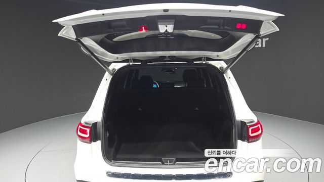 Mercedes-Benz GLB-Class 2021 — photo 31