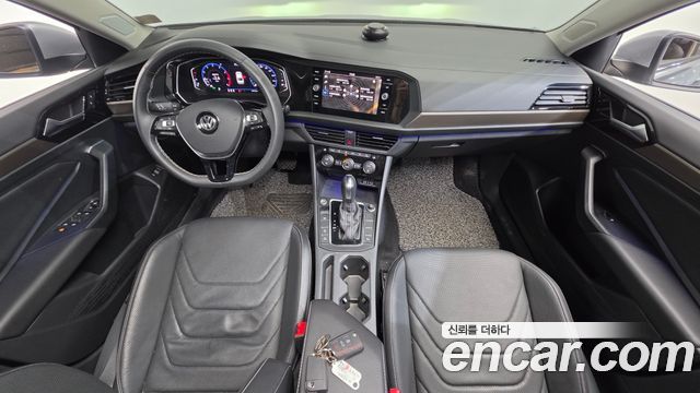 Volkswagen Jetta 2021 — photo 10