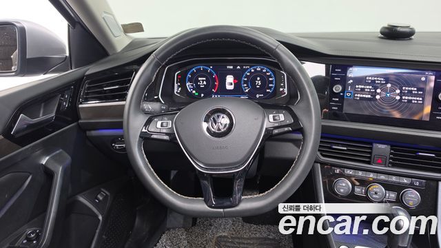 Volkswagen Jetta 2021 — photo 19