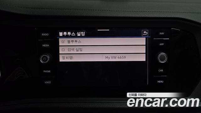 Volkswagen Jetta 2021 — photo 35
