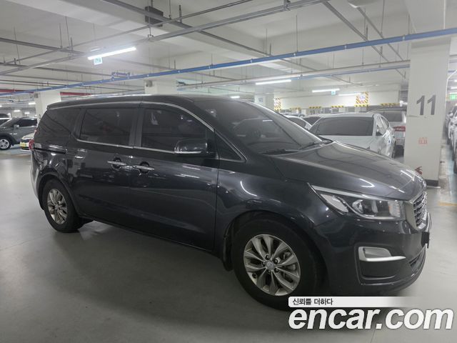 Kia Canival 2019 — photo 6