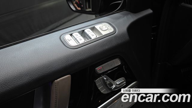 Mercedes-Benz G-Class 2023 — photo 14