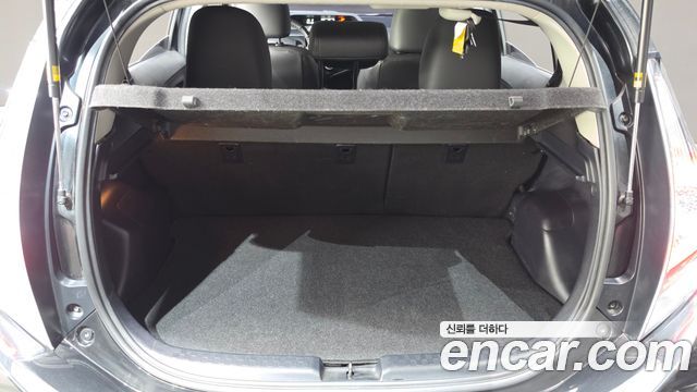 Toyota Prius 2018 — photo 20