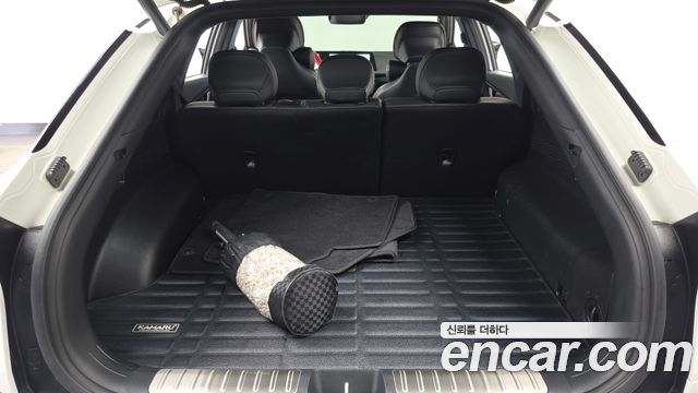 Kia EV6 2023 — photo 20