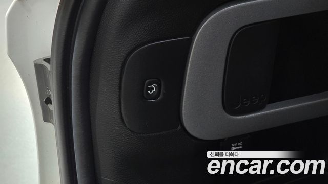 Jeep Cherokee 2017 — photo 20
