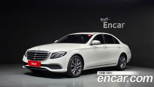 Mercedes-Benz E-Class 2018 — photo 1