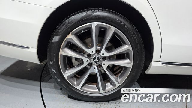 Mercedes-Benz E-Class 2018 — photo 5