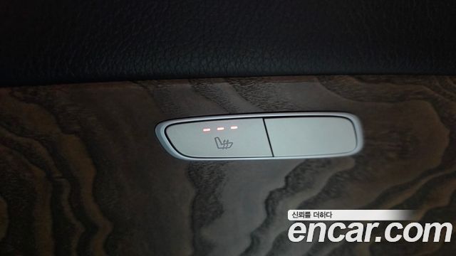 Mercedes-Benz E-Class 2018 — photo 25
