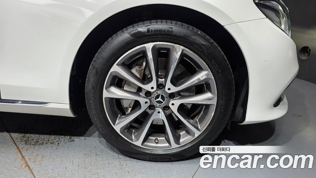 Mercedes-Benz E-Class 2018 — photo 7