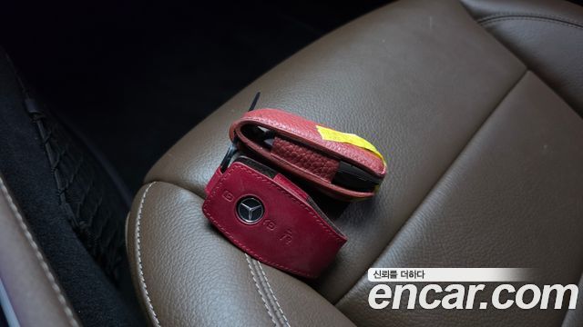 Mercedes-Benz E-Class 2018 — photo 32