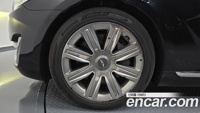 Genesis EQ900 2016 — photo 5