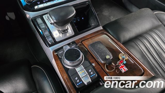 Genesis EQ900 2016 — photo 9