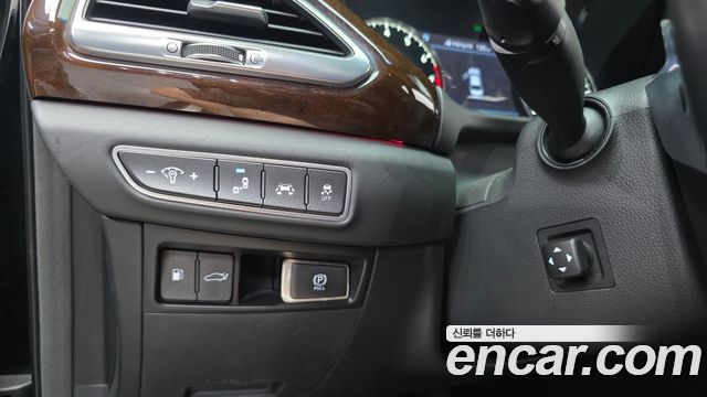 Genesis EQ900 2016 — photo 13