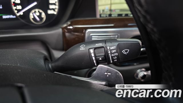 Genesis EQ900 2016 — photo 15