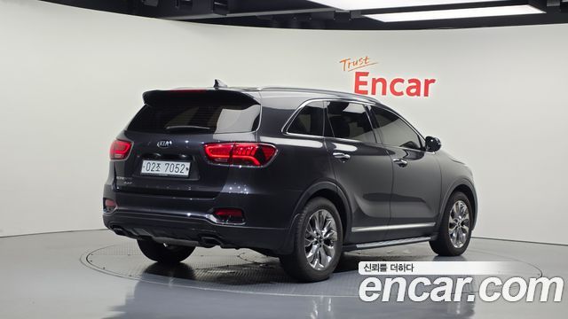 Kia Sorento 2019 — photo 2