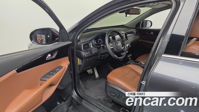 Kia Sorento 2019 — photo 13