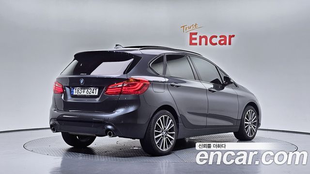 BMW 2-Series 2021 — photo 2