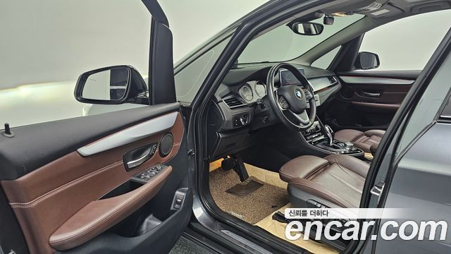 BMW 2-Series 2021 — photo 13