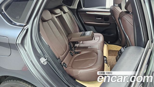 BMW 2-Series 2021 — photo 17