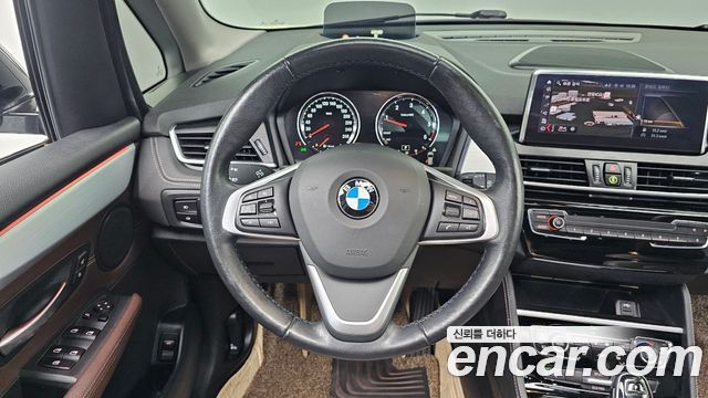 BMW 2-Series 2021 — photo 19