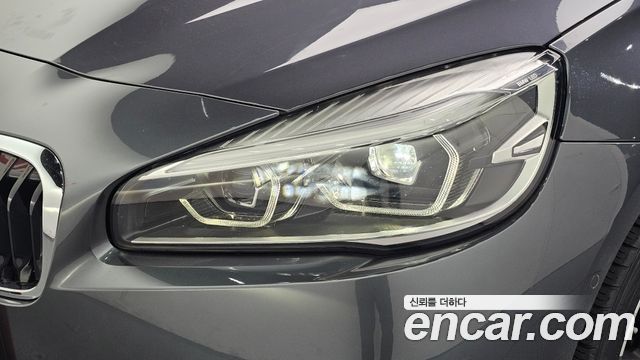 BMW 2-Series 2021 — photo 8