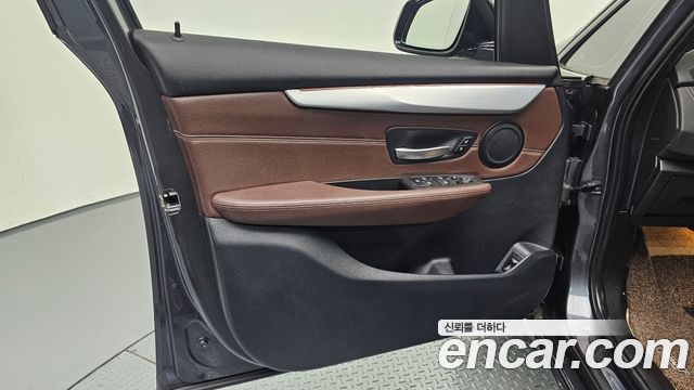 BMW 2-Series 2021 — photo 14