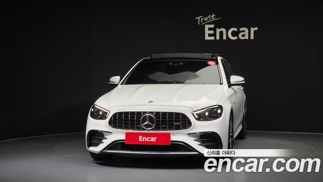 Mercedes-Benz E-Class 2022 — photo 3