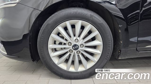 Kia K7 2018 — photo 5