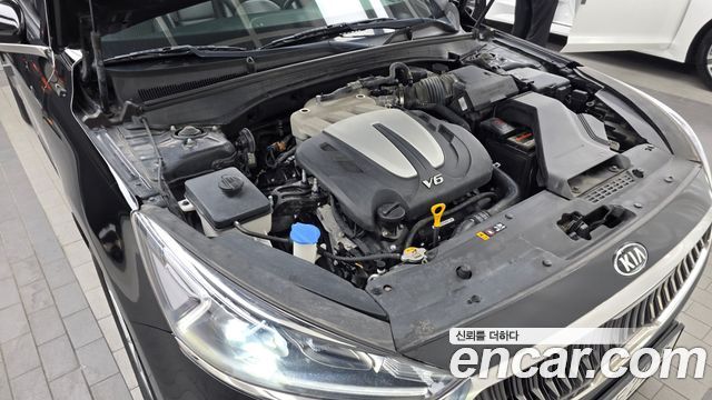 Kia K7 2018 — photo 6