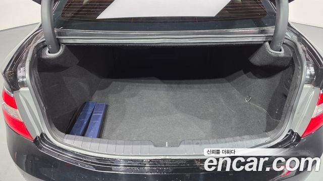 Hyundai Grandeur 2011 — photo 17