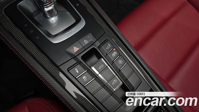 Porsche 718 2022 — photo 28