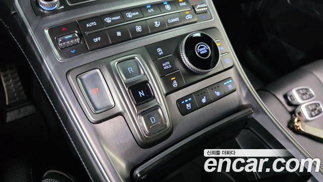 Hyundai Santafe 2023 — photo 12