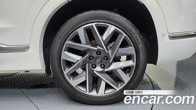 Hyundai Santafe 2023 — photo 7