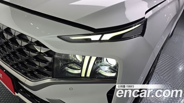 Hyundai Santafe 2023 — photo 8