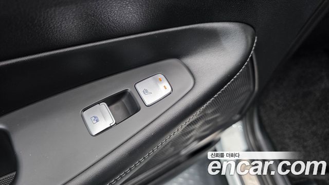 Hyundai Santafe 2023 — photo 29