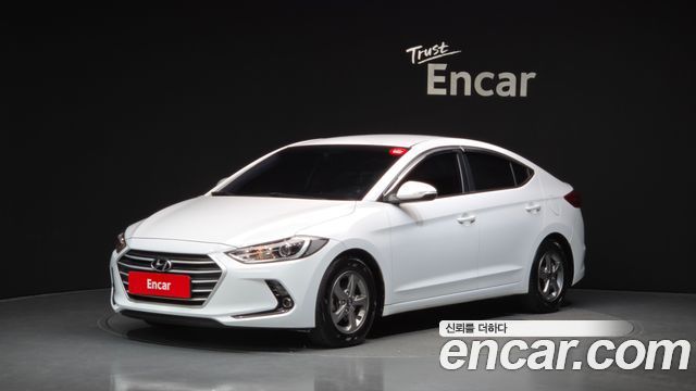 Hyundai AVANTE 2018 — photo 1