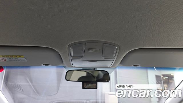 Hyundai AVANTE 2018 — photo 24