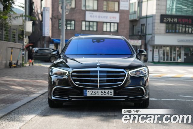 Mercedes-Benz S-Class 2022 — photo 1