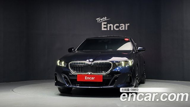 BMW 5-Series 2026 — photo 3
