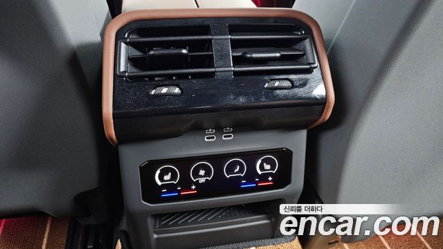 BMW 5-Series 2026 — photo 24