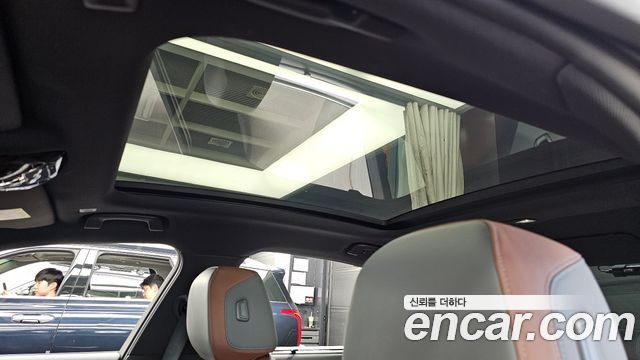 BMW 5-Series 2026 — photo 25