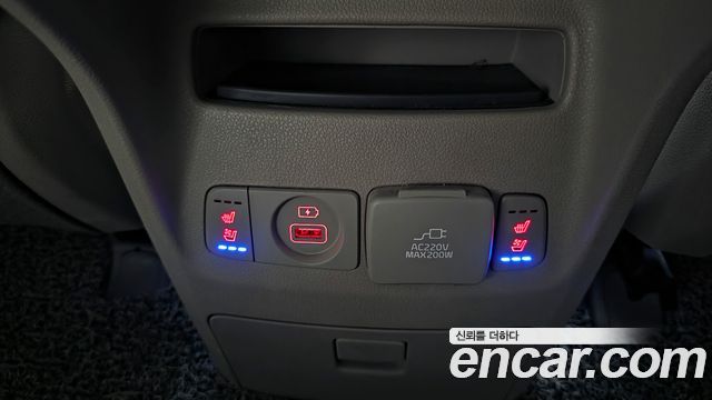 Kia Canival 2020 — photo 26
