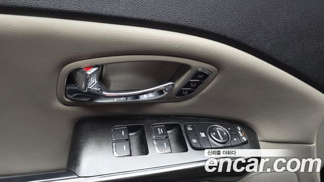 Kia Canival 2020 — photo 29