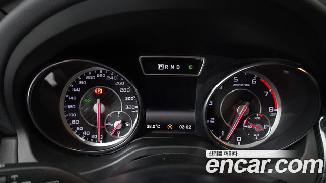 Mercedes-Benz GLA-Class 2015 — photo 8