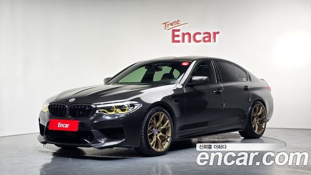 BMW M5 2018 — photo 1