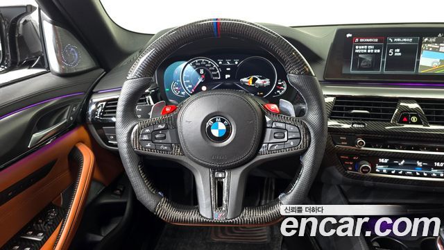 BMW M5 2018 — photo 19